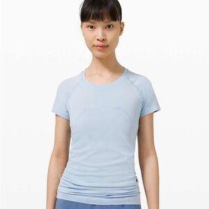Lululemon Blue Linen Short Sleeve Swiftly Tech Size 4